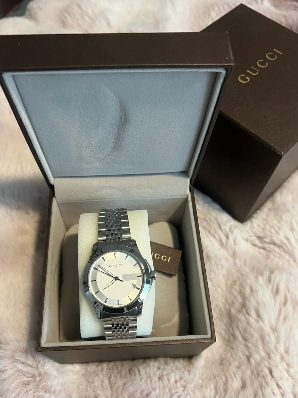 GUCCI G-Timeless YA126401 Men’s/Unisex Watch NWT Box